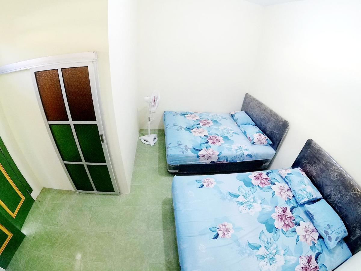 Ngadiwinatan Alleyway Guest House Jogja Джокякарта Екстериор снимка